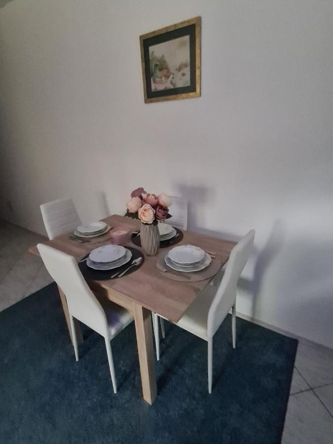 Appartement Simun à Karlovac Extérieur photo